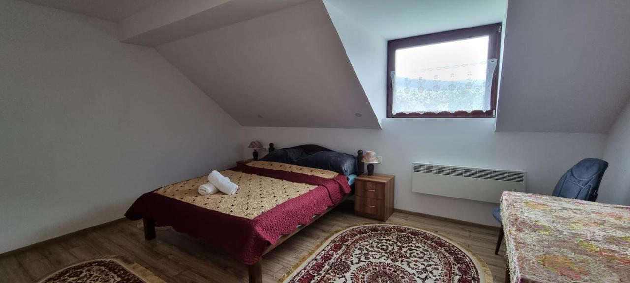 Karacsony Guest House Lunca de Sus Zewnętrze zdjęcie