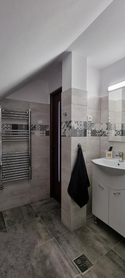 Karacsony Guest House Lunca de Sus Zewnętrze zdjęcie