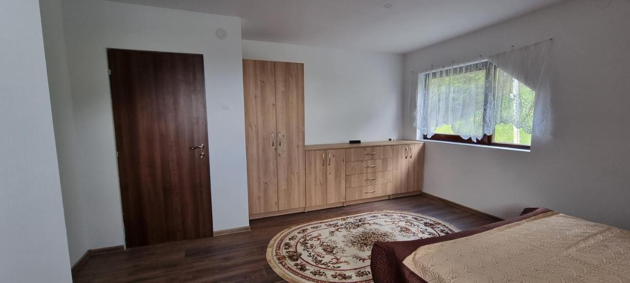 Karacsony Guest House Lunca de Sus Zewnętrze zdjęcie